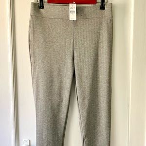 Work-appropriate chevron leggings!